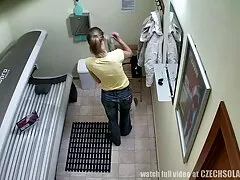 Ad esempio, dare quattro foto porno di donne mature